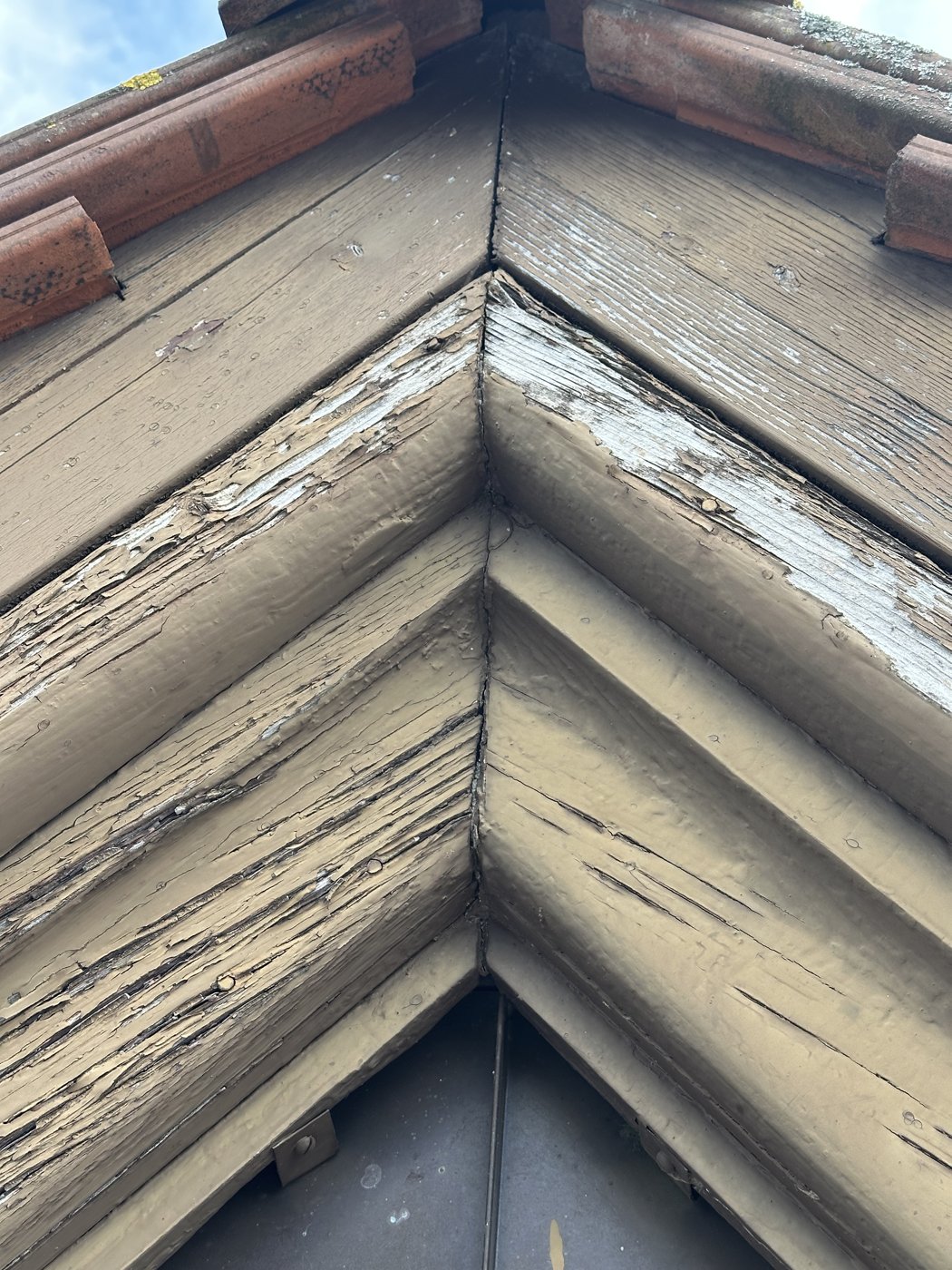 Vorher: Detail Holz